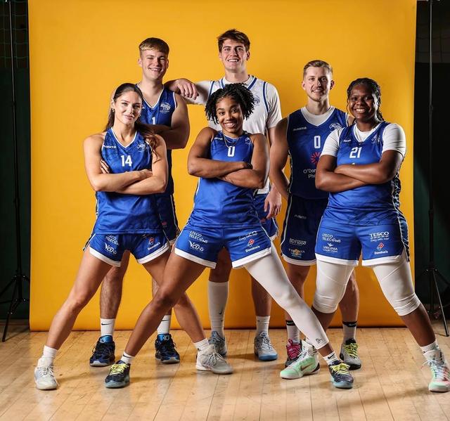 Casey Mulvey, Arnas Mineikis, Kilah Freelon, Fritz Hauser, Vito Boronenko & Darrione Rogers